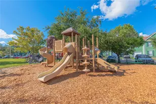 10430 White Lake Ct, Tampa, FL 33626 - Photo 12