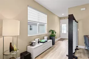 9368 Sandy Bluffs Circle, Parrish, FL 34219 - Photo 4