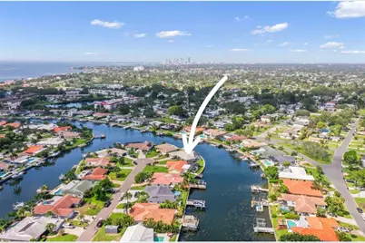 1911 Michigan Avenue NE, Saint Petersburg, FL 33703 - Photo 1