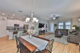 7312 Wash Island Dr, Sun City Center, FL 33573 - Photo 14