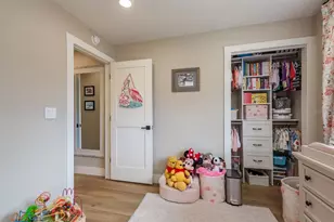 511 Longfellow Ct, Safety Harbor, FL 34695 - Photo 24