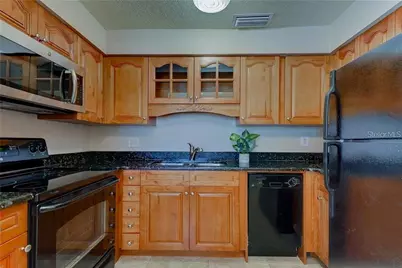 4859 Coquina Key Drive SE #C, Saint Petersburg, FL 33705 - Photo 6