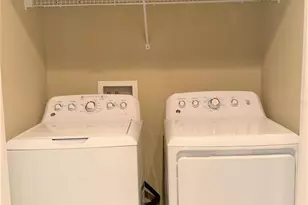 4511 Legacy Park Dr, Tampa, FL 33611 - Photo 24