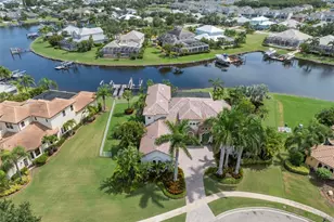 5405 Tybee Island Dr, Apollo Beach, FL 33572 - Photo 4