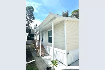 7803 46th Avenue N #105, Saint Petersburg, FL 33709 - Photo 4