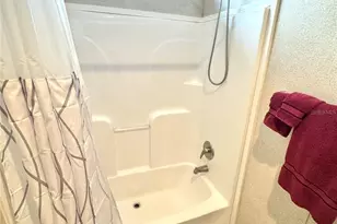 7803 46th Ave N, Saint Petersburg, FL 33709 - Photo 28