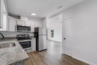 918 49th Avenue W, Bradenton, FL 34207 - Photo 16