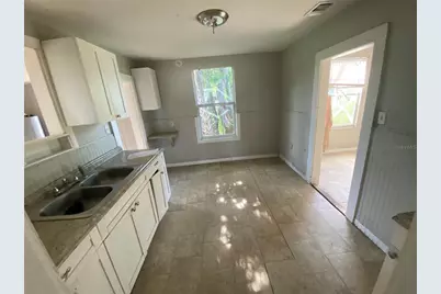 7608 N Huntley Avenue, Tampa, FL 33604 - Photo 12