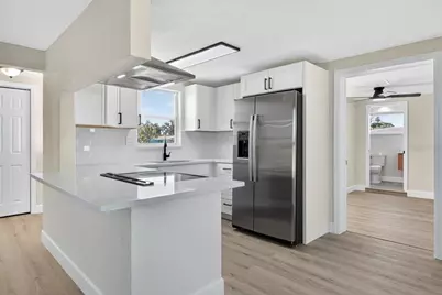 420 Palm Creek Drive, Englewood, FL 34223 - Photo 10