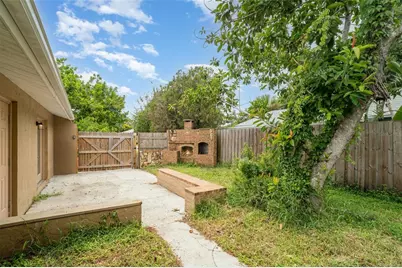 711 64th Avenue Drive E, Bradenton, FL 34203 - Photo 24