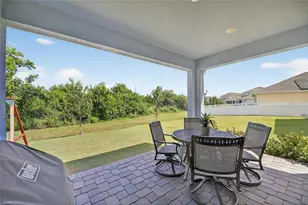 977 Signet Dr, Apollo Beach, FL 33572 - Photo 8