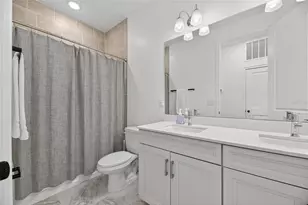 977 Signet Dr, Apollo Beach, FL 33572 - Photo 44