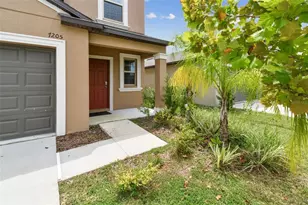 7205 Ronnie Gardens Ct, Tampa, FL 33619 - Photo 2