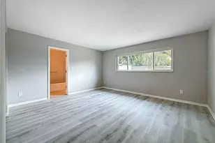 1013 55th Terrace S, Saint Petersburg, FL 33705 - Photo 14