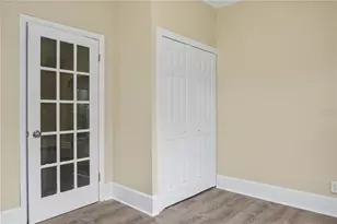 526 Kirkwood Terrace N, Saint Petersburg, FL 33701 - Photo 30