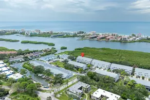 9472 Tara Cay Ct, Seminole, FL 33776 - Photo 44