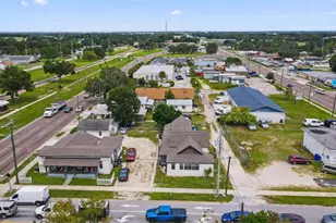 19 W Eagle Ave, Eagle Lake, FL 33839 - Photo 1