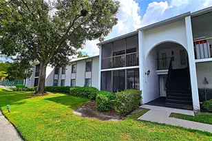 1109 Pine Ridge Cir W, Tarpon Springs, FL 34688 - Photo 4