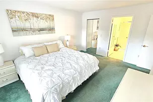 1109 Pine Ridge Cir W, Tarpon Springs, FL 34688 - Photo 26