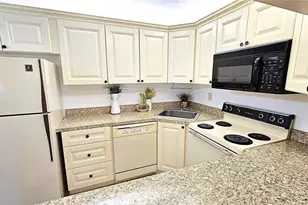 1109 Pine Ridge Cir W, Tarpon Springs, FL 34688 - Photo 20