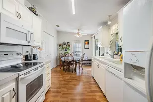 37340 Neukom Ave, Zephyrhills, FL 33541 - Photo 16