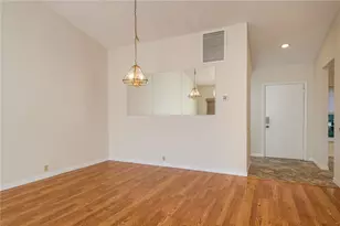 4140 Castlewood Dr, Holiday, FL 34691 - Photo 10