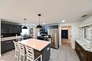 4114 W Olive St, Tampa, FL 33616 - Photo 4