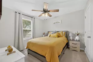 35021 Jomar Ave, Zephyrhills, FL 33541 - Photo 28