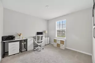 35021 Jomar Ave, Zephyrhills, FL 33541 - Photo 32