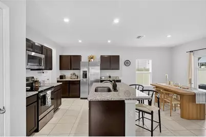 35021 Jomar Avenue, Zephyrhills, FL 33541 - Photo 10