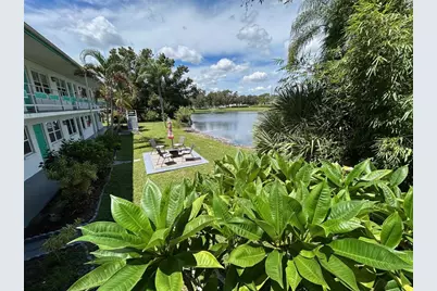 6100 21st Street N #15, Saint Petersburg, FL 33714 - Photo 1