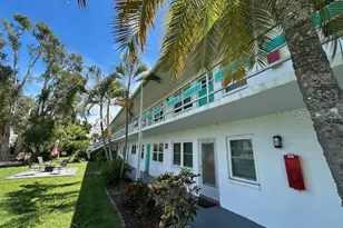 6100 21st St N, Saint Petersburg, FL 33714 - Photo 2