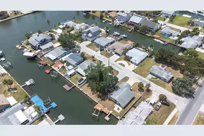 13926 Helen Avenue, Hudson, FL 34667 - Photo 32