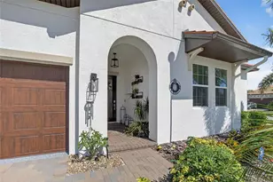 17116 Star Banks St, Wimauma, FL 33598 - Photo 2