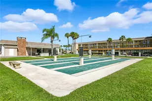 545 Boca Ciega Point Blvd N, Saint Petersburg, FL 33708 - Photo 44