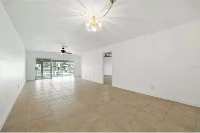 545 Boca Ciega Point Boulevard N, Saint Petersburg, FL 33708 - Photo 18