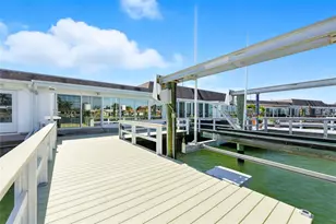 545 Boca Ciega Point Blvd N, Saint Petersburg, FL 33708 - Photo 42