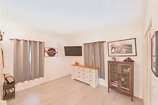 4114 W Olive St, Tampa, FL 33616 - Photo 18