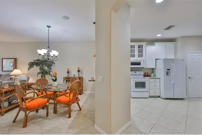 5831 Sunset Falls Drive, Apollo Beach, FL 33572 - Photo 8