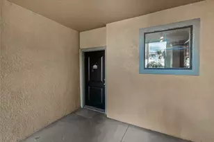 914 Charo Pkwy, Davenport, FL 33897 - Photo 8