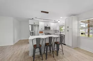 8405 Stillbrook Ave, Tampa, FL 33615 - Photo 4