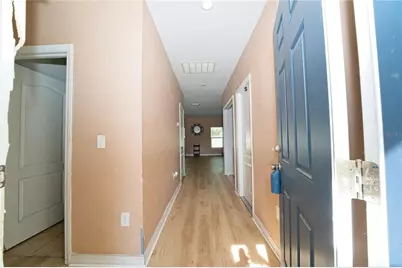 10119 Candleberry Woods Lane, Gibsonton, FL 33534 - Photo 6