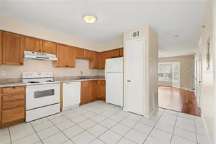 37240 Embassy Pk Ln, Dade City, FL 33525 - Photo 10