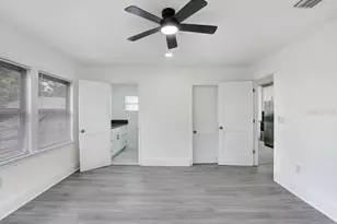 2515 W Hiawatha St, Tampa, FL 33614 - Photo 8