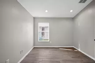 10047 Landport Way, Land O Lakes, FL 34638 - Photo 12