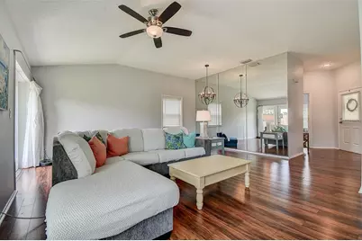 864 Franklin Circle, Palm Harbor, FL 34683 - Photo 8