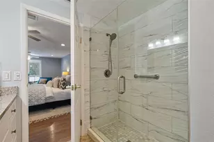 5330 Black Pine Dr, Tampa, FL 33624 - Photo 24