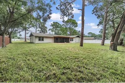 9504 W Cluster Avenue, Tampa, FL 33615 - Photo 26