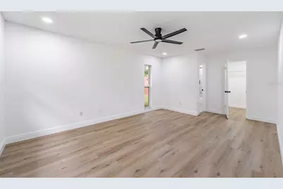 9504 W Cluster Avenue, Tampa, FL 33615 - Photo 20