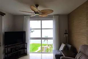 4951 Bacopa Ln S, Saint Petersburg, FL 33715 - Photo 20